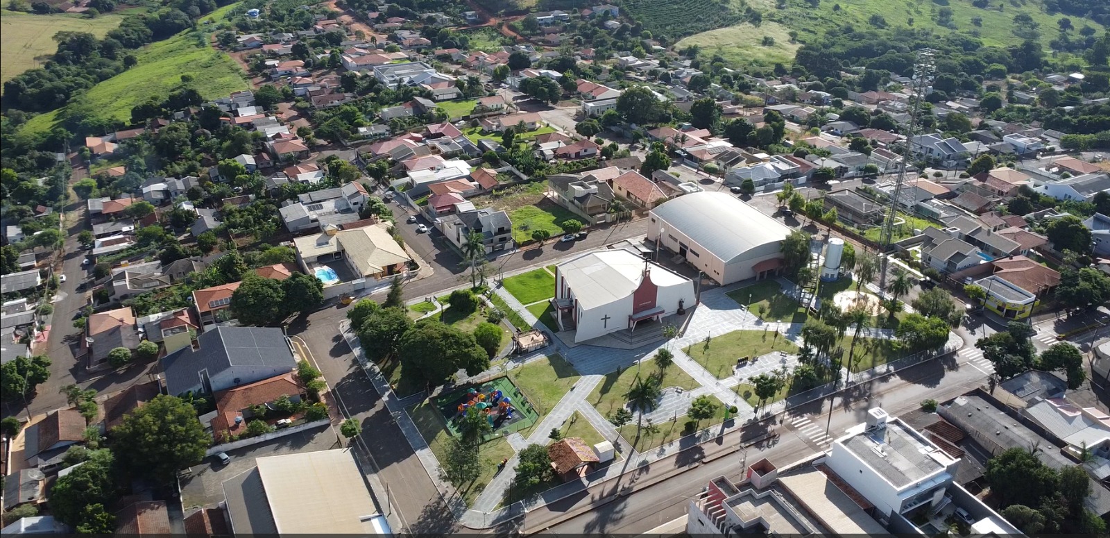 Vista aérea da praça central